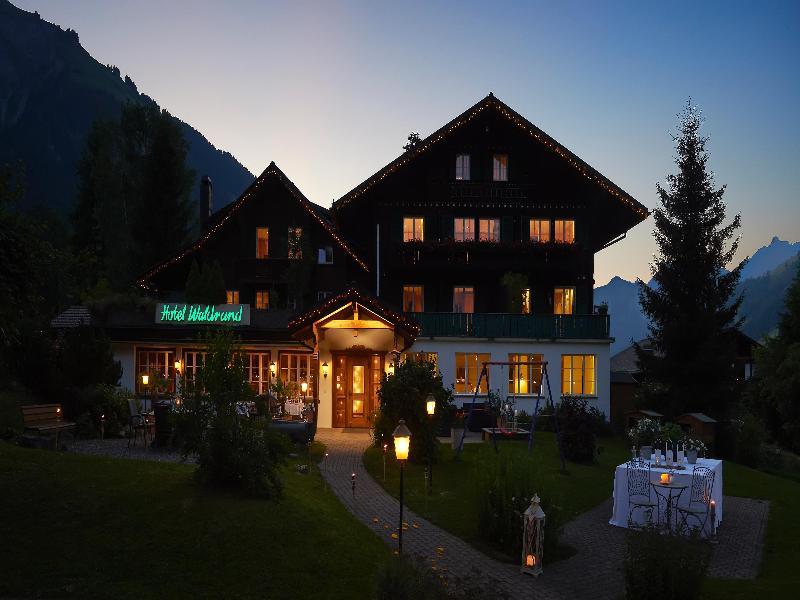 Hotel Waldrand Lenk im Simmental Exterior foto